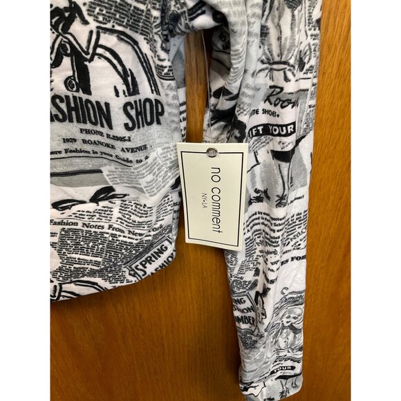 No Comment NY.LA Large Womens Long Sleeve Newspaper Print Cropped Turtleneck Top - Picture 4 of 8